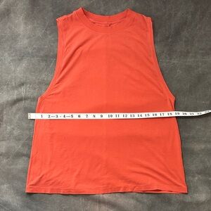 Lululemon women’s tank L